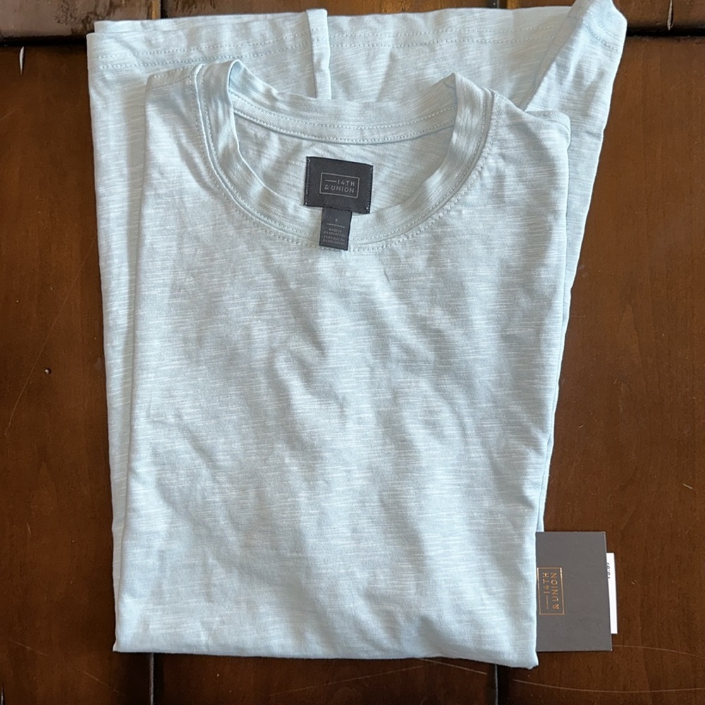 NWT 14th & Union Men’s Small Sky Blue T-Shirt